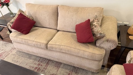 Riyadh, Furniture, SAR 700,  Furniture In Good Condition: Sofa (3+2), Centre Table, Side Tables And Dining Set