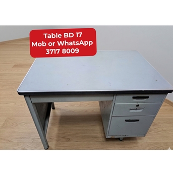 Manama, Furniture, BHD 17,  🌍🌐Table In Good Condition For Sale With Delivery