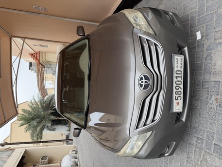 Manama, Vehicles, Cars & Trucks , BHD 2300,  Toyota Camry ,GXL,  2010,  Automatic,  300000 KM,