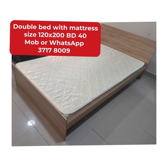 Manama, Furniture, BHD 40,  🌍🌐Double Bed With Mattress In Good Condition For Sale With Delivery