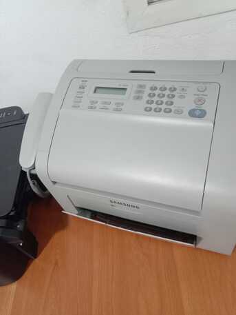 Jubail, Electronics, SAR 300,  Land Line Phone 4Nos./2 Nos Canon Printer/Samsung Fax Machine. All Good Condition (Jubail)