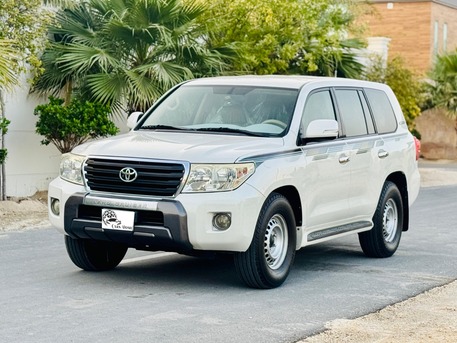 Hamala, Vehicles, Cars & Trucks , BHD 9500,  Toyota Land Cruiser,  2015,  Automatic,  245000 KM,