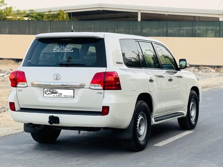 Hamala, Vehicles, Cars & Trucks , BHD 9500,  Toyota Land Cruiser,  2015,  Automatic,  245000 KM,
