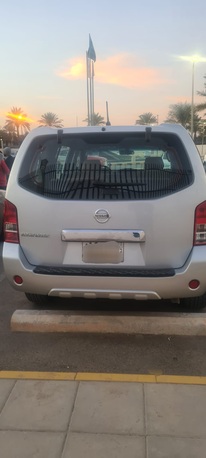Riyadh, Vehicles, Cars & Trucks , SAR 38500,  Nissan Pathfinder,  2014,  Automatic,  140000 KM,    Single Hand Used Car