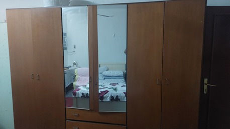 Al Nakhil, Furniture, SAR 400,  Queen Size Bed Set  6door Cupboard And Dressing Table