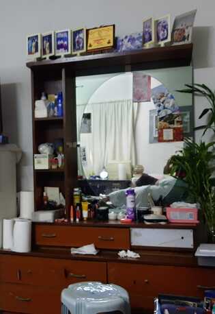 Al Nakhil, Furniture, SAR 400,  Queen Size Bed Set  6door Cupboard And Dressing Table