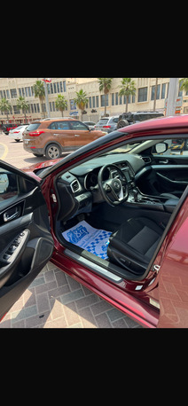 Manama, Vehicles, Cars & Trucks , BHD 40000,  Nissan Maxima,  2016,  Automatic,  128000 KM,  For Sale   Very Clean Very Cold Air Condition And New