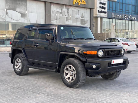 Manama, Vehicles, Cars & Trucks , BHD 7500,  Toyota FJ Cruiser,  2015,  Automatic,  230500 KM,    (Black)