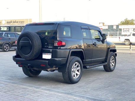 Manama, Vehicles, Cars & Trucks , BHD 7500,  Toyota FJ Cruiser,  2015,  Automatic,  230500 KM,    (Black)