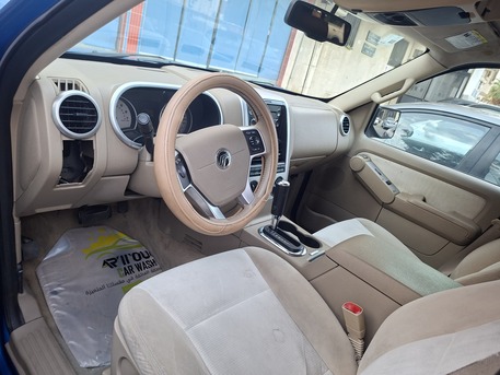 Al Aziziyah, Vehicles, Cars & Trucks , SAR 14500,  Mercury Mountaineer,  2010,  Automatic,  185000 KM,  Fahas & Istemara Valid