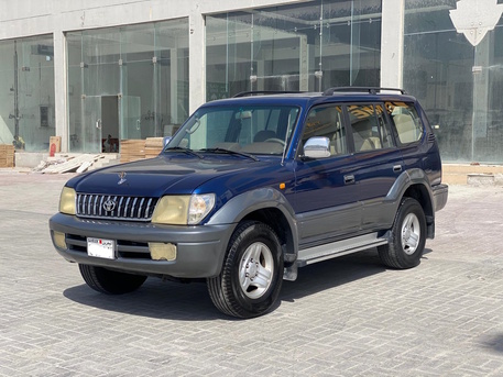 Manama, Vehicles, Cars & Trucks , BHD 4200,  Toyota FJ Cruiser,  2012,  Automatic,  480700 KM,    (Grey)