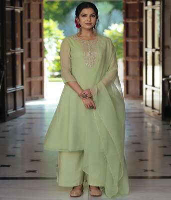 Mumbai, Clothing & Accessories, INR 3113,  Buy Women