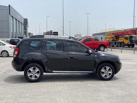 Manama, Vehicles, Cars & Trucks , BHD 990,  Renault Duster,  2016,  Automatic,  240000 KM,    (Black)