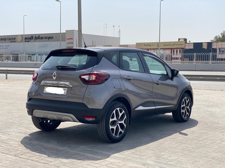Manama, Vehicles, Cars & Trucks , BHD 2950,  RENAULT CAPTURE,  2018,  Automatic,  8100 KM,    (Grey)