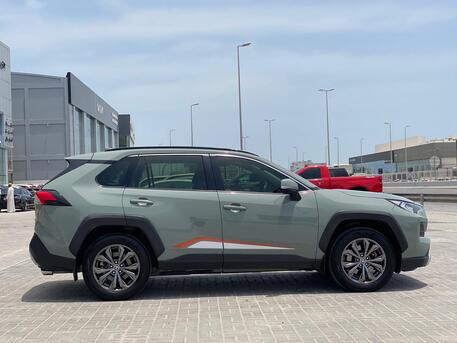 Manama, Vehicles, Cars & Trucks , BHD 13200,  Toyota RAV4,  2023,  Automatic,  33600 KM,  Toyota Rav-4 /  (Green)