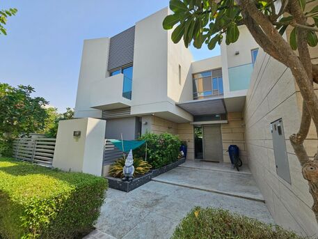 Dubai, Villas, AED 6500000,  Furnished,  6894 Sq. Meter,  للبيع فيلا في الزاهية