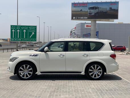 Manama, Vehicles, Cars & Trucks , BHD 4900,  Infiniti QX56,  2013,  Automatic,  98100 KM,  Infiniti QX-56 /  (White)