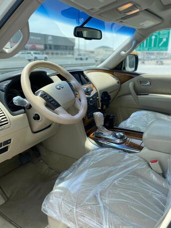 Manama, Vehicles, Cars & Trucks , BHD 4900,  Infiniti QX56,  2013,  Automatic,  98100 KM,  Infiniti QX-56 /  (White)