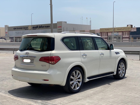 Manama, Vehicles, Cars & Trucks , BHD 4900,  Infiniti QX56,  2013,  Automatic,  98100 KM,  Infiniti QX-56 /  (White)