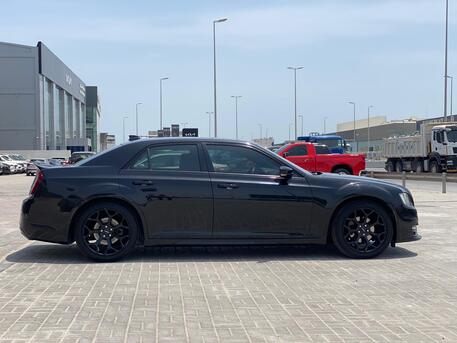Manama, Vehicles, Cars & Trucks , BHD 4200,  Porsche Cayenne,  2011,  Automatic,  183400 KM,   /  (Black)