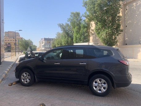 Al Khobar Al Shamalia, Vehicles, Cars & Trucks , SAR 21500,  Chevrolet Traverse,  2014,  Automatic,  302000 KM,  Traverse  Big Family Car For Sale!
