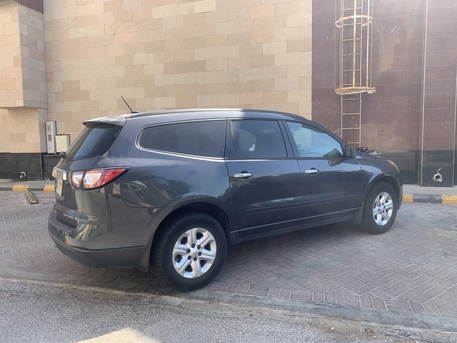 Al Khobar Al Shamalia, Vehicles, Cars & Trucks , SAR 21500,  Chevrolet Traverse,  2014,  Automatic,  302000 KM,  Traverse  Big Family Car For Sale!
