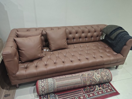 Riyadh, Furniture, SAR 1000,  LUXURY 4 SEATER SOFA ELEGENT NEW URGENT SALE