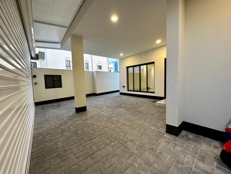 Busaiteen, Villas, BHD 700,  Furnished,  300 Sq. Meter,  Luxury Corner Villa &ndash; High Quality Finishing &ndash; Busaiteen