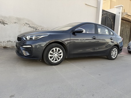 Riyadh, Vehicles, Cars & Trucks , SAR 35000,  Kia Cerato,  2019,  Automatic,  298230 KM,
