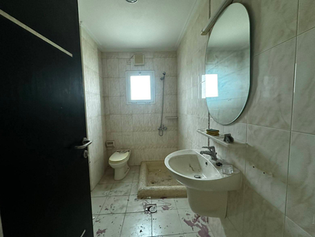 Gudaibiya, Offices, BHD 250,  Gudaibiya 2Bhk Unfurnished Commercial/Office Flat For Rent Bd 250 Without Ewa