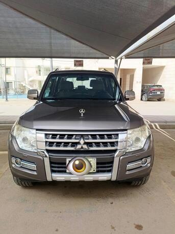 Jeddah, Vehicles, Cars & Trucks , SAR 400000,  Mitsubishi Pajero,  2015,  Automatic,  145500 KM,    (3.5L) | 145,500 KM | Reliable & Ready To Drive