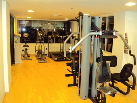 Busaiteen, Apartments, Flats, Houses & Villas, BHD 250/month,  Furnished,  1 BR,  100 Sq. Meter,  1 Br 2 Bathroom Balcony Pool Gym View Fully Furnished Closed Kitchen Parking