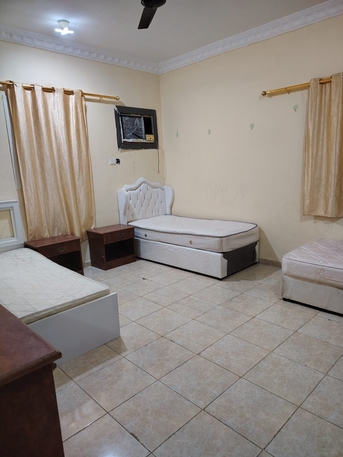 Yanbu, Apartments, Flats, Houses & Villas, 2 BR,  2 Room Big Hall Kitchen Bath Furnished Cheap Price