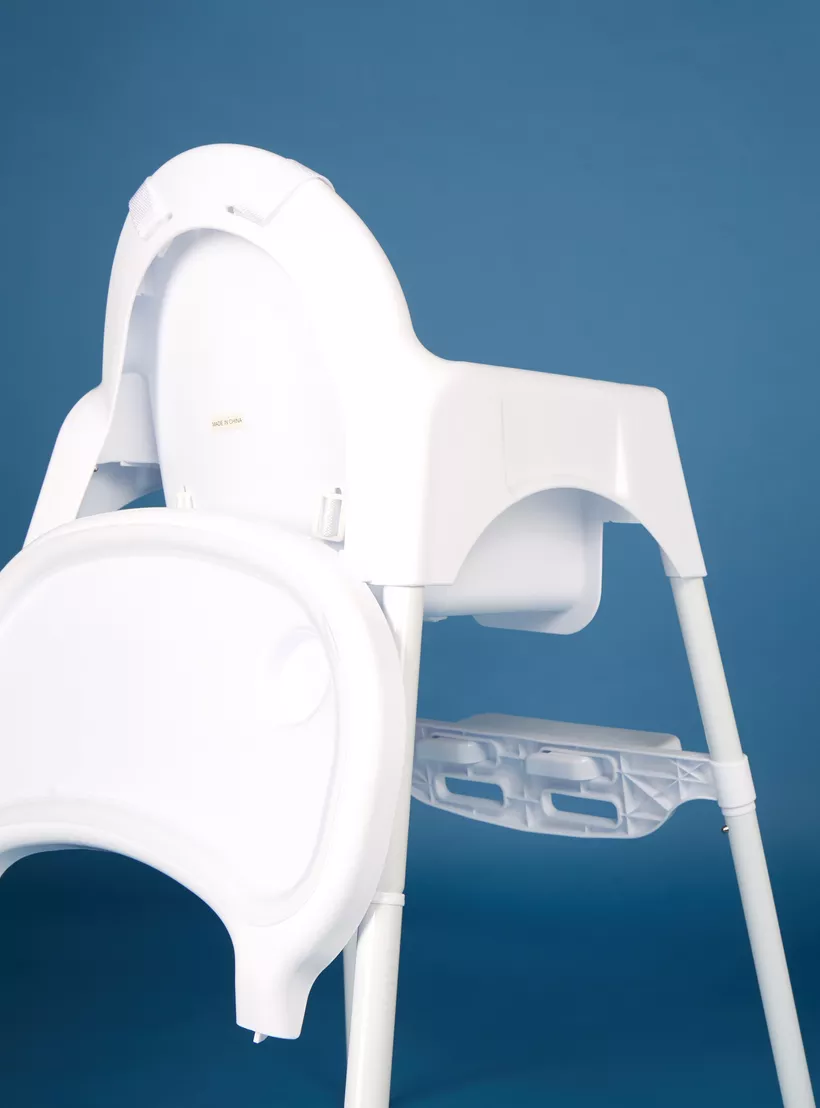 Riyadh, Baby & Kid Stuff, SAR 50,  Juniors Walt 2-in-1 High Chair - White
