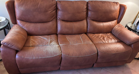 Olaya, Furniture, SAR 700,  Leather Recliner 3 Seater Sofa -SAR 700/- (Negotiable)-Olaya Riyadh