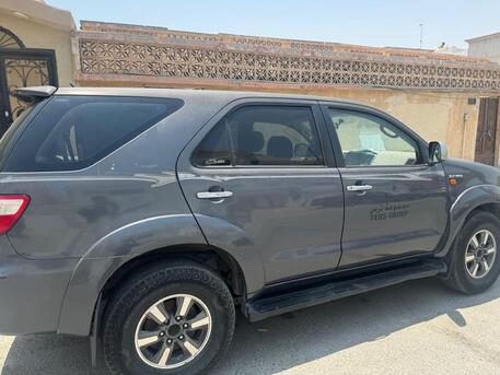 Jubail, Vehicles, Cars & Trucks , SAR 32000,  Toyota Fortuner 4X4,  2010,  Automatic,  430000 KM,  Toyota Fortuner 4 X 4