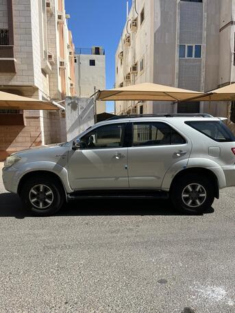 Jeddah, Vehicles, Cars & Trucks , SAR 45000,  Toyota Fortuner,  2009,  Automatic,  115000 KM,    SR5 115k KMS For Sale