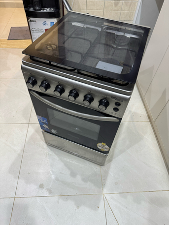Riyadh, Household Items, SAR 550,  Good Condition 4 Burner Stove Oven (Gas)