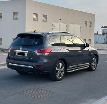 Riffa, Vehicles, Cars & Trucks , BHD 2750,  NISSAN PATHFINDER 3.5 FULL OPTION ZERO ACCIDENT SINGLE ONWER,  2014,  Automatic,  178000 KM,  ALL SERVICE DONE IN AGENCY VERY NEAT AND CLEAN CAR