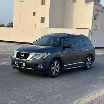 Riffa, Vehicles, Cars & Trucks , BHD 2750,  NISSAN PATHFINDER 3.5 FULL OPTION ZERO ACCIDENT SINGLE ONWER,  2014,  Automatic,  178000 KM,  ALL SERVICE DONE IN AGENCY VERY NEAT AND CLEAN CAR
