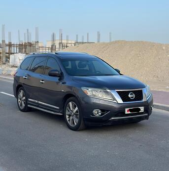 Riffa, Vehicles, Cars & Trucks , BHD 2750,  NISSAN PATHFINDER 3.5 FULL OPTION ZERO ACCIDENT SINGLE ONWER,  2014,  Automatic,  178000 KM,  ALL SERVICE DONE IN AGENCY VERY NEAT AND CLEAN CAR