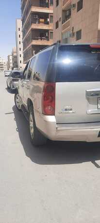 Riyadh, Vehicles, Cars & Trucks , SAR 23000,  Gmc Yukon XL,  2007,  Automatic,  500000 KM,  SAR 23000, , , , 500000KM