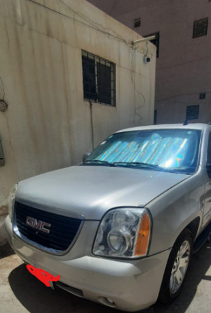 Riyadh, Vehicles, Cars & Trucks , SAR 23000,  Gmc Yukon XL,  2007,  Automatic,  500000 KM,  SAR 23000, , , , 500000KM