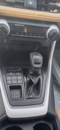 Riyadh, Vehicles, Cars & Trucks , SAR 73000,  Toyota RAV4,  2019,  Automatic,  141000 KM,