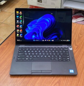 Manama, Computers, BHD 93,  DELL 2 In 1 Core I5 8th Generation Touch Laptop+Tablet 8GB RAM 256GB M2 13.3" Touch Screen
