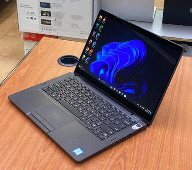Manama, Computers, BHD 93,  DELL 2 In 1 Core I5 8th Generation Touch Laptop+Tablet 8GB RAM 256GB M2 13.3" Touch Screen