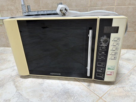 Yanbu, Appliances, SAR 150,  Microwave Oven Kenwood MW740