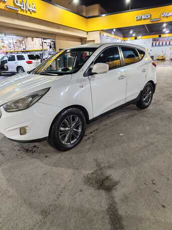 Riyadh, Vehicles, Cars & Trucks , SAR 37000,  Hyundai Tucson,  2015,  Automatic,  000000 KM,  SUV Car For Sale Urgent