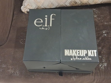 Al Rawabi, Clothing & Accessories, SAR 260,  E.i.f Make Up Kit BRAND NEW NOT OPEND