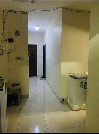 Al Thuqbah, Villas, SAR 860,  Furnished,  One Room Available For Executive Male Bachelor Person